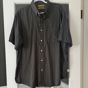 Roundtree and Yorke Gold Label Men's Black/tan/ White Checkered Shirt